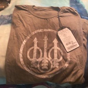 This is a men’s Beretta short sleeve T-shirt in military green. Extra large
